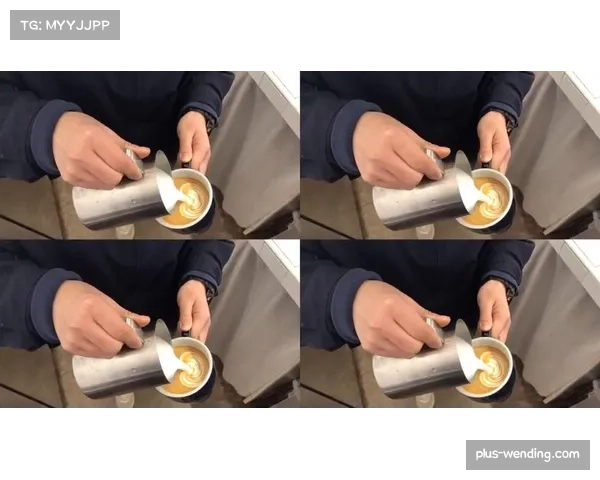 咖啡机器人入驻媒体中心 六十秒完成饮品制作拉花 咖啡机器人入驻媒体中心 六十秒完成饮品制作拉花