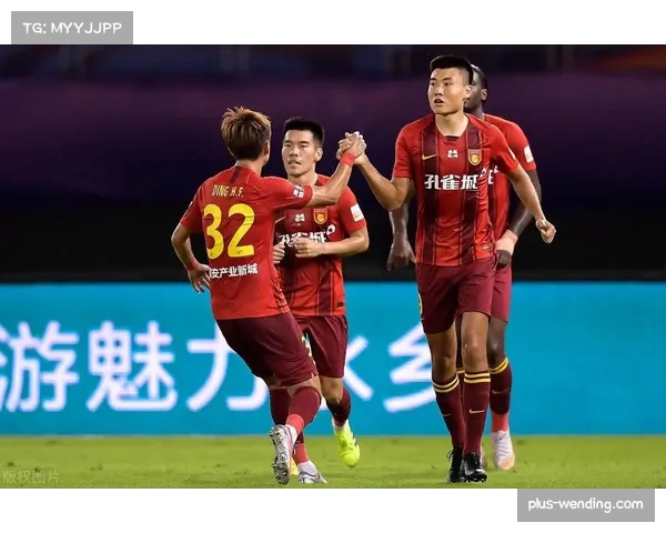 边路传中质量显著提升 本赛季传中次数增加323次 边路传中质量显著提升 本赛季传中次数增加323次