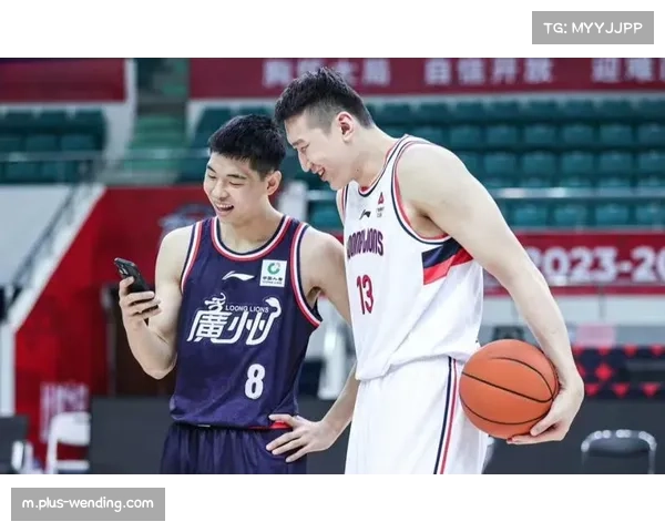 广州郭士强指导面临挑战 阵容重组期战绩压力增大