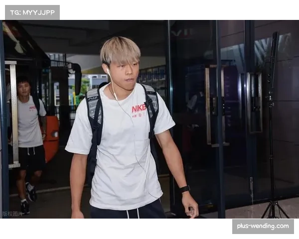 国安门将韩佳奇长期缺阵 后防核心茹子楠伤情复杂网页 国安门将韩佳奇长期缺阵 后防核心茹子楠伤情复杂网页